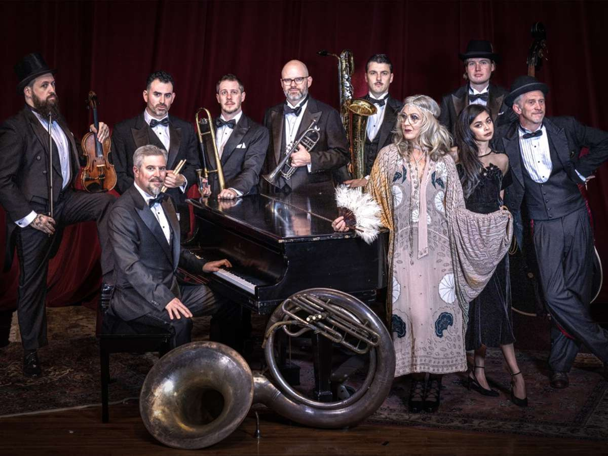 Squirrel Nut Zippers